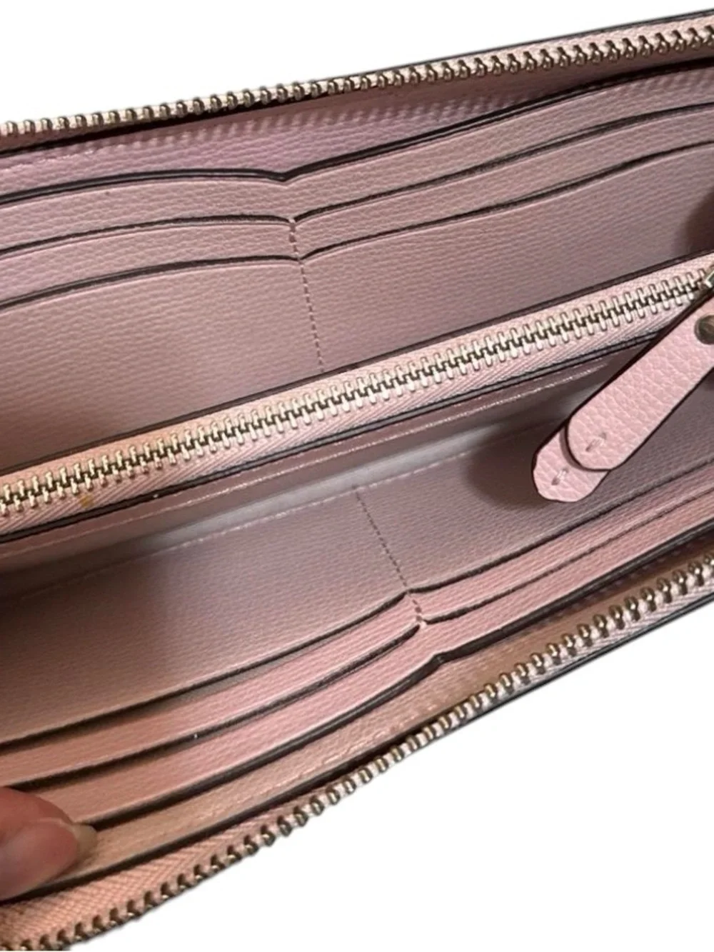 EUC KATE SPADE BULLDOG WALLET - Picture 8 of 8